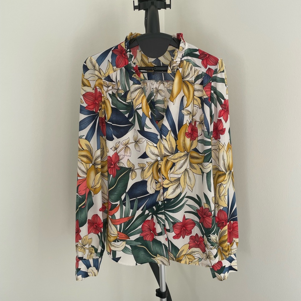 Floral print chiffon blouse